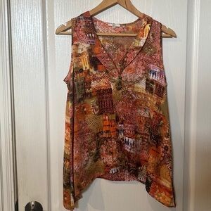 Milano size S Vneck handkerchief hem top